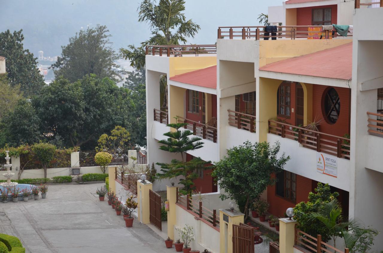 Ganga Vatika Ayurveda Bhavan Hotel Rishīkesh Eksteriør billede