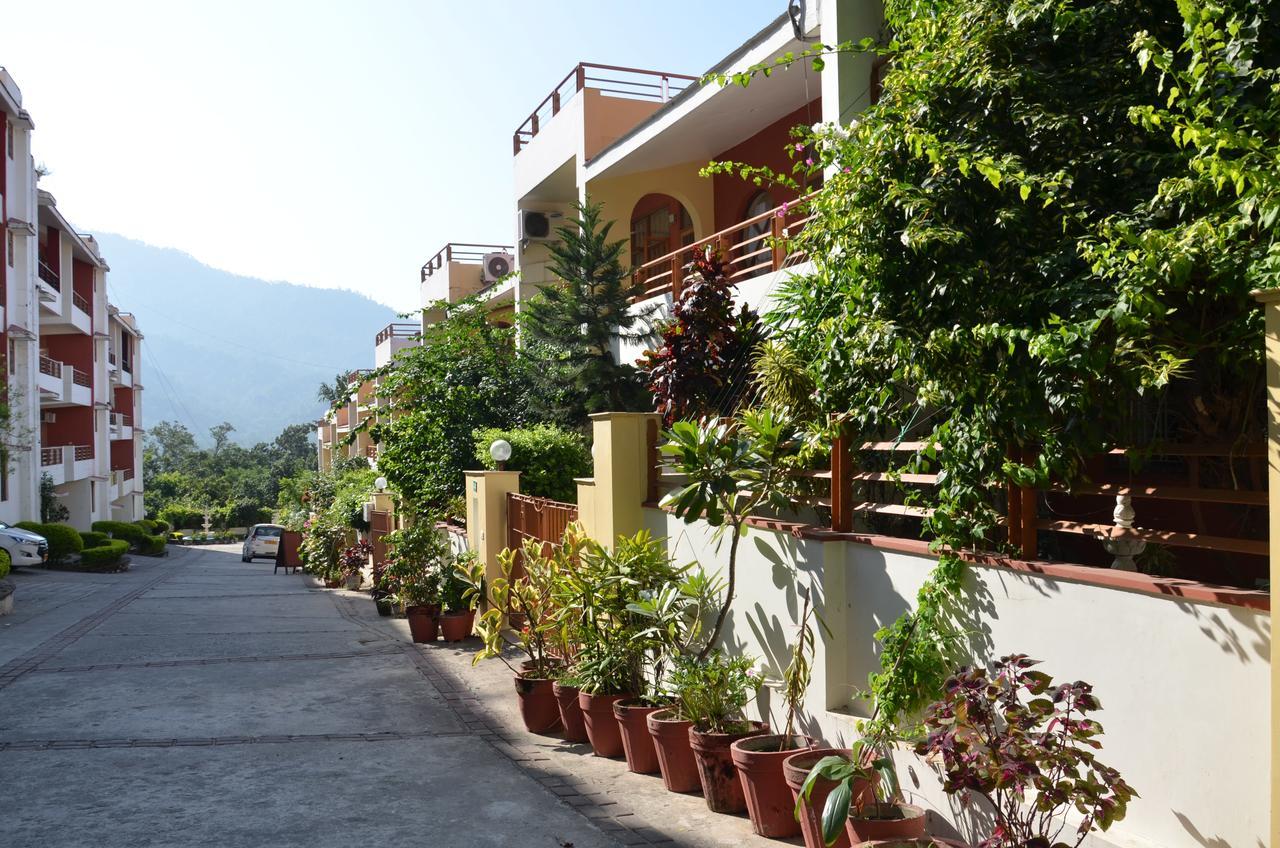 Ganga Vatika Ayurveda Bhavan Hotel Rishīkesh Eksteriør billede